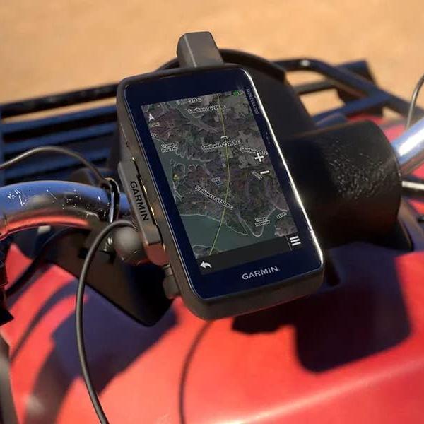 Montana 700 Series 5" Rugged GPS Touchscreen Navigator with Routable Maps