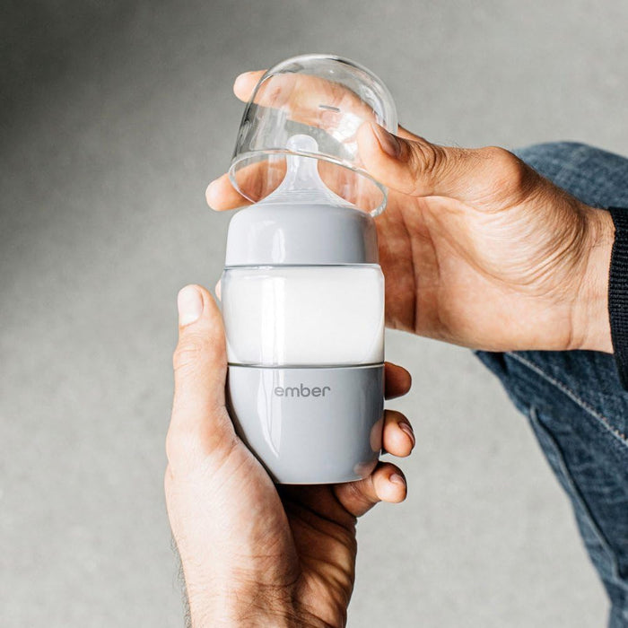 Self-Warming Baby Bottle System with Bluetooth and BPA-Free Materials