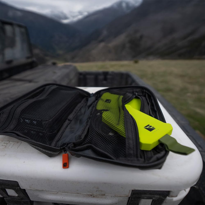 Dark Energy Hiking Bundle - Poseidon Nano MagSafe Power Bank with Spectre 8W Solar Panel